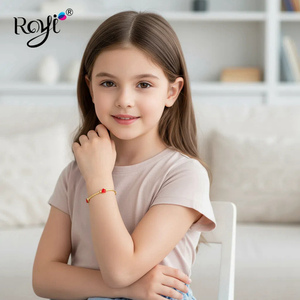 Bracelet tendance en chaîne de corde plaqué or avec 3 breloques en forme de cœur rouge, un cadeau de bijoux mignon - Product Image 3