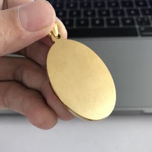 Collier chaîne religieux avec pendentif pièce d'or Vierge Marie chrétienne en acier inoxydable, directement de l'usine - Product Image 5