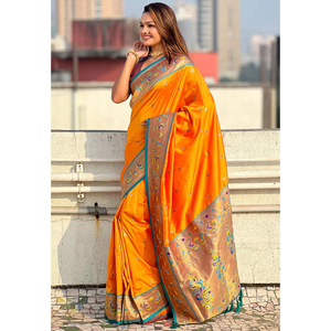 Sari de Seda Paithani con Tejido Zari Naranja, Meenakari y Contraste Yeola, Ropa India y Pakistaní - Product Image 5