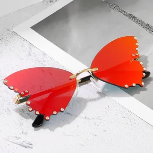 Moda parti güneş gözlüğü çerçevesiz elmas kelebek güneş gözlüğü lüks Unisex süslemek Lentes De Sol