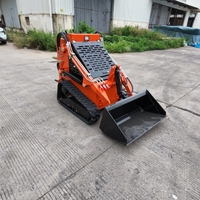 Mini-chargeuse compacte sur chenilles en caoutchouc Diesel avec attache rapide pour travaux de jardinage et de construction