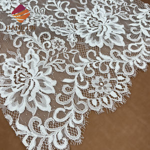 Derniers modèles Prix de gros Broderie 3D <span class=keywords><strong>Dentelle</strong></span> française Chantilly Tissu de <span class=keywords><strong>dentelle</strong></span> de haute qualité pour robe de mariée - Product Image 3