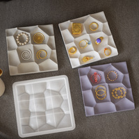 Moule en silicone INTODIY pour plateau hexagonal rayé, moule géométrique en forme de cube d'eau pour boucles d'oreilles, présentoir à bijoux, plateau de rangement, moule en plâtre et ciment