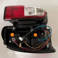 Feu arrière de voiture YN185 KZN185 pour TOYOTA HILUX SURF 4RUNNER 1996 1997 1998 1999 2000, feu stop, clignotant, une paire