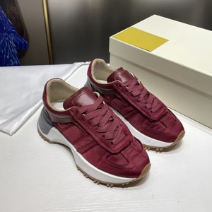 2026 Baskets plateforme tendance en cuir de vachette pleine fleur de qualité supérieure, à semelle épaisse, élégantes et unisexes, pour la marche - Product Image 2