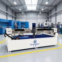 Machine de découpe à jet d'eau haute pression CNC à cinq axes 380V 42KW pour pierre, carrelage, verre, métal par Qianrui Guangdong