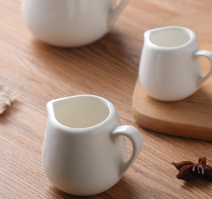 Pichet à crème en céramique de haute qualité avec bec verseur et poignée, sans couvercle, pour sauces, idéal pour hôtels et restaurants - Product Image 4