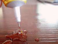Adhésif cyanoacrylate 502 de qualité dentaire pour la fabrication de couronnes d'appareils orthodontiques, biocompatible ISO 10993, à séchage rapide