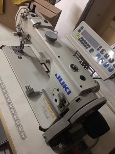 Machine à coudre industrielle à point droit à alimentation par le bas Jukis <span class=keywords><strong>DU</strong></span>-1281-7 d'occasion <span class=keywords><strong>du</strong></span> Japon pour travaux lourds - Product Image 5