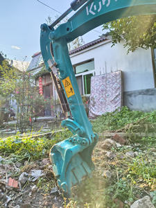 Miniexcavadora Kobelco U17 de 1.8 Toneladas de Segunda Mano con Pocas Horas de Trabajo (1000 Horas) Características: Motor PLC, Caja de Cambios, Bomba de Engranajes - Product Image 6