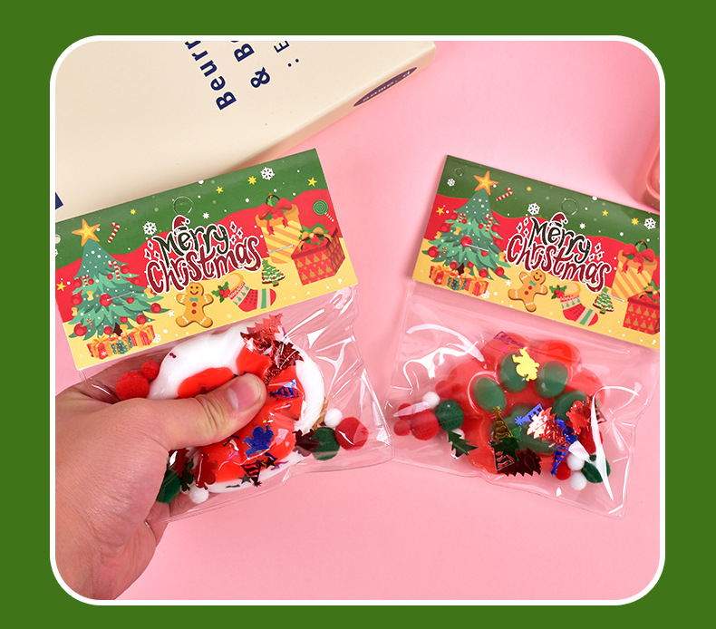 Lentejuelas navideñas con forma de pata de gato.