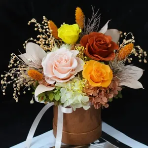 Roses éternelles stabilisées pour la Saint-Valentin et la Fête des Mères, avec boîte cadeau - Product Image 5