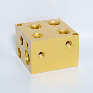 Produttore di lavorazione di precisione CNC blocco collettore idraulico in lega di alluminio personalizzato - Product Image 1