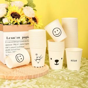 แก้วกระดาษสีขาวแบบเรียบ ผนังชั้นเดียว สำหรับกาแฟ ชา พิมพ์ลายตามสั่ง  ภาชนะใส่เครื่องดื่มแบบยั่งยืน ของใช้ในครัวเรือน แก้วทรงกระบอก - Product Image 6