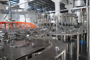 Línea de Llenado de Bebidas Carbonatadas (CSD) Totalmente Automática y Avanzada para Cola y Refrescos - Product Image 5