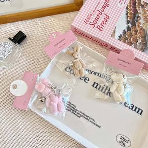 Porte-clés en peluche mignon en forme de lapin, d'<span class=keywords><strong>ours</strong></span> et de cœur, style Ins, fait à la main, écologique, jouet en peluche pour animaux - Product Image 3
