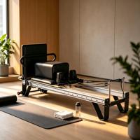 Reformer Pilates Berkualitas Tinggi, Tahan Lama, Full Track Adjustable, Berbahan Aluminium Alloy Hitam, Dukungan OEM/ODM untuk Studio Pilates dan Kesehatan di Rumah