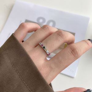 Anillo Dylam de Plata de Ley 925 Chapado en Rodio, Anillo Arcoíris Multicolor con Circonita Cúbica 5A para Mujer - Product Image 4