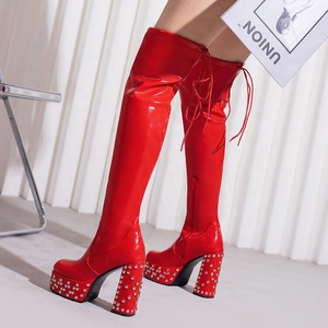 Bottes longues pour femmes, taille 47, coupe large, au-dessus du genou, avec rivets métalliques, talons carrés, plateforme, pour jambes larges - Product Image 2