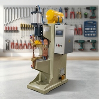 Machine de soudage par points pneumatique automatique à fréquence moyenne pour plaques d'aluminium de 1,5+1,5 mm, électrodes puissantes antiadhésives