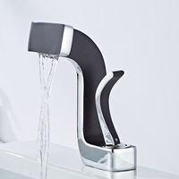 Robinet de lavabo de salle de bain monocommande en laiton finition or brossé, mitigeur eau chaude et froide à poser sur le plan avec entre-axe de 4 pouces