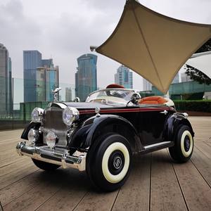 Voiture électrique pour enfants Samat Classic Car, 4 roues motrices, télécommande, double porte avec fonction de balancement - Product Image 5