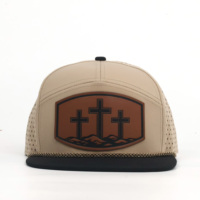 Casquette en cuir imperméable à 5 panneaux avec logo personnalisé et cordon, gravée au laser