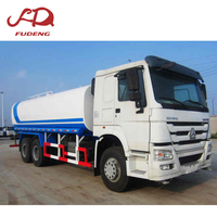 Camión cisterna de combustible de transmisión manual Sinotruk HOWO 6x4 usado 20cbm transporte de aceite segunda mano a la venta