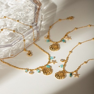 Collier tendance en acier inoxydable plaqué or 18 carats avec coquillages, étoiles, diamants, pierre naturelle bleue et collier coloré - Product Image 2