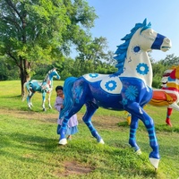 Statue de cheval animal d'extérieur grandeur nature en résine de fibre de verre Sculpture Feng Shui moderne
