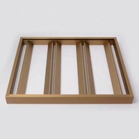 Prix de gros Casier à vin en alliage d'aluminium Panneau à tubes carrés Porte-bouteille de vin de luxe simple et léger Présentoir à vin