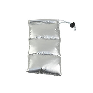 Sac <span class=keywords><strong>à</strong></span> <span class=keywords><strong>lunettes</strong></span> en duvet argenté avec logo <span class=keywords><strong>personnalisé</strong></span> pochette pour <span class=keywords><strong>lunettes</strong></span> de soleil <span class=keywords><strong>à</strong></span> cordon étui <span class=keywords><strong>à</strong></span> <span class=keywords><strong>lunettes</strong></span> de luxe vintage pour <span class=keywords><strong>lunettes</strong></span> de soleil rangement de bijoux - Product Image 4