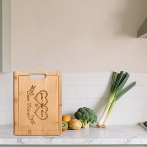 Tagliere in <span class=keywords><strong>Legno</strong></span> Personalizzato a Tema Amore con Testo Personalizzato per Coppie, Regalo Perfetto per Natale, Compleanno, San Valentino - Product Image 4