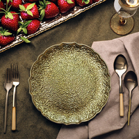 Assiettes de présentation dorées en plastique PP écologiques, personnalisables et pigmentées, en stock au Fujian, pour mariages – Vente chaude