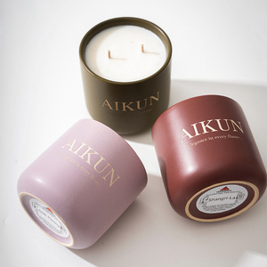 AIKUN Wholesale Custom Fragrance Eco Friendly Handmade Soy Wax Ceramic <b>Candle</b> for Boutique Home Decoration - Product Image 2