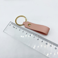 Porte-clés en cuir PU avec logo personnalisé, impression UV, avec anneau en alliage de zinc, cadeaux souvenirs en gros, cadeaux personnalisés pour voitures
