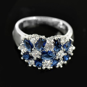 Anelli A035 con Grappolo di Fiori, Gioielli da Donna con Zirconia Cubica Creata in Laboratorio, Montatura a Griffe, Gioielli da Matrimonio alla Moda, Forma a Pera - Product Image 3