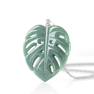 Pendentif en feuille de bambou vert émeraude naturelle plaqué or avec jadeite, collier cadeau - Product Image 2
