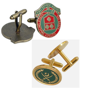 Boutons de <span class=keywords><strong>manchette</strong></span> personnalisés pinces à cravate ensemble bouton de chemise de luxe de créateur de mode hommes boutons de <span class=keywords><strong>manchette</strong></span> avec boîte - Product Image 4