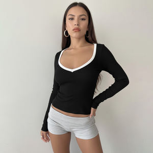 เสื้อยืดแขนยาวคอวีทรงเข้ารูปสำหรับผู้หญิง แต่งขอบตัดกัน ยืดหยุ่นได้ ใส่เป็นเสื้อตัวในได้ เหมาะสำหรับใส่ลำลองในฤดูใบไม้ผลิและฤดูใบไม้ร่วง - Product Image 2