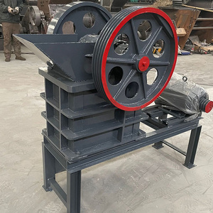 Concasseur double moteur diesel-électrique pour roches dures, mini-concasseur portable à bas prix pour minerai d'or avec traitement par vibrateur - Product Image 1
