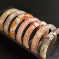 Gelang Batu Agate Bunga Sakura Alami, Ukiran Tangan Bunga Sakura, Gelang Batu Agate untuk Mencari Ketenangan Pikiran dan Penyembuhan Batin