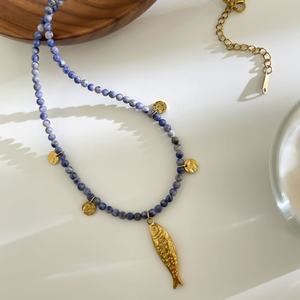 Collier tendance anti-ternissement en or 18 carats en acier inoxydable véritable avec pierre naturelle en forme de poisson pour femmes, hommes et filles - Product Image 5