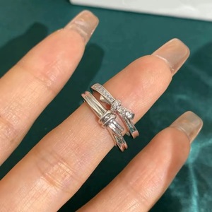 Lively Knot Bow Couple Rings Crystal Rhinestone Channel Setting Adjustable Unisex Engagement Jewelry - Product Image 4