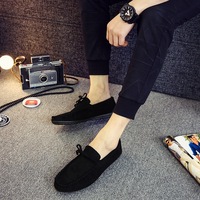 Chaussures décontractées pour hommes, nouvelle collection Printemps 2026, style coréen, en daim givré respirant avec doublure en maille, à enfiler, en plastique, vente en gros