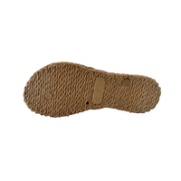 Tongs de plage décontractées pour femmes Design de tissage de fleurs de marguerite avec semelle intérieure épaisse en PVC Sandale antidérapante légère avec semelle plate