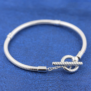 Gelang pesona berlapis mewah dengan manik-manik untuk wanita, dengan pengait barel, bahan rantai ular, desain kupu-kupu terinspirasi Buddha, hadiah. - Product Image 4