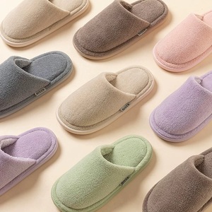 Popular PVC Sole Designer Slippers for Women <b>Artificial</b> Short Plush Fashion Slippers With Factory <b>Best</b> - Product Image 1