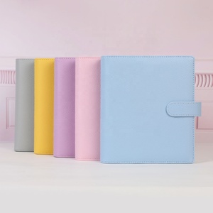 Agenda Planificador Hongbo Luxe A5, 39 Colores, Cuero Sintético con Textura de Guijarro, 6 Anillas Doradas, Personalización Disponible, Bolsillo para Documentos - Product Image 1