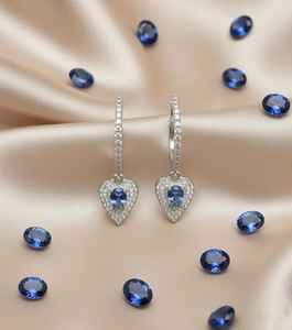 Pendientes de Aro con Forma de Corazón en Oro de 14 Quilates con Piedras Preciosas Ovaladas Naturales/de Laboratorio y Diamantes Pavé - Product Image 2